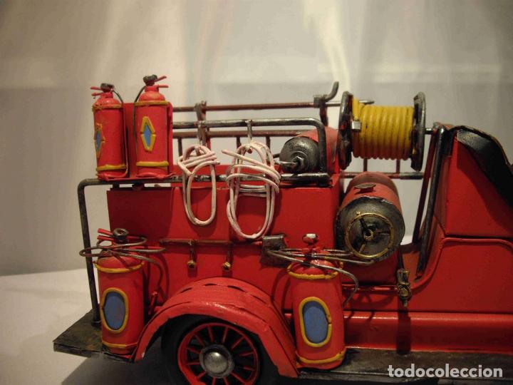 Antig&uuml;edades: COHCHE BOMBEROS LATON - Foto 4