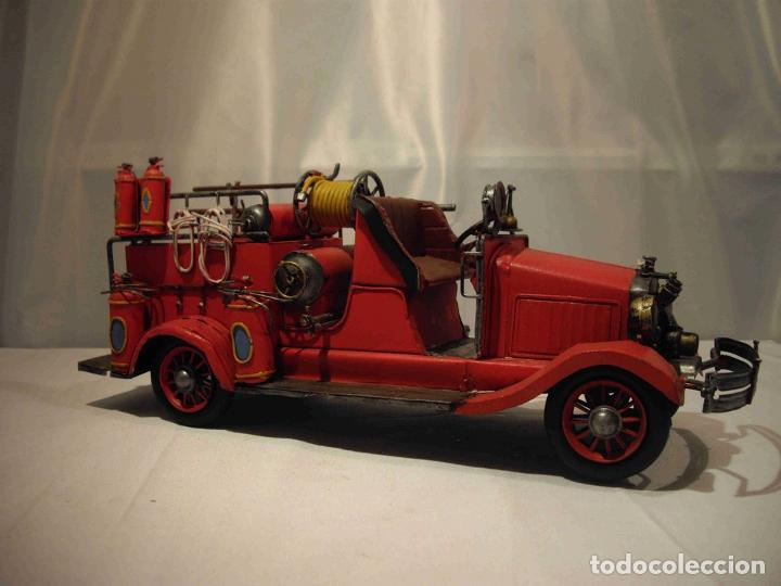 Antig&uuml;edades: COHCHE BOMBEROS LATON - Foto 1