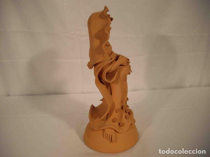 Antig&uuml;edades: FIGURA BARRO VIRGEN PRE&Ntilde;ADA - Foto 5