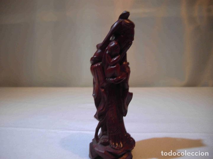 Antig&uuml;edades: FIGURA TALLA MADERA MANDARIN CON BEBE - Foto 4