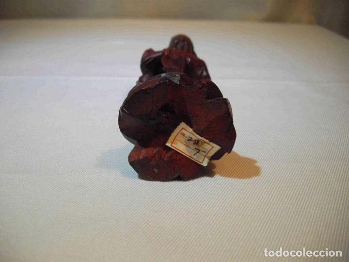 Antig&uuml;edades: FIGURA TALLA MADERA MANDARIN CON BEBE - Foto 6