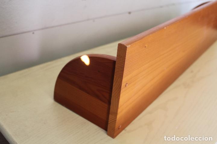 Antig&uuml;edades: repisa en madera de pino - Foto 6