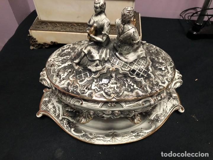 Antig&uuml;edades: SOPERA ANTIGUA CON FUENTE BAJA - Foto 3