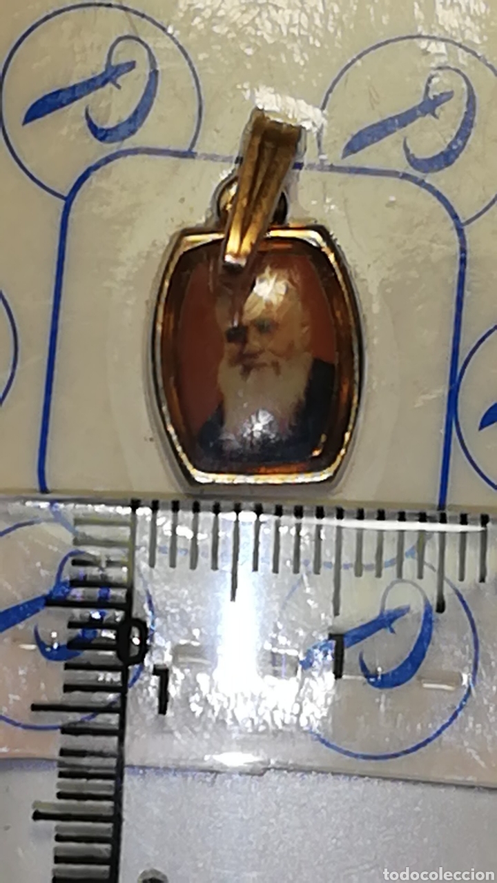 Antig&uuml;edades: Medalla Fray Leopoldo - Foto 1