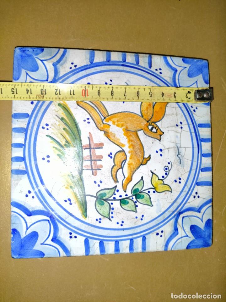 Antig&uuml;edades: AZULEJO CON DECORACI&Oacute;N ANIMAL - Foto 9
