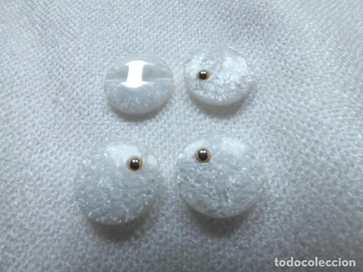 Antig&uuml;edades: BOTONES DE NACAR BONITO DISE&Ntilde;O - Foto 2