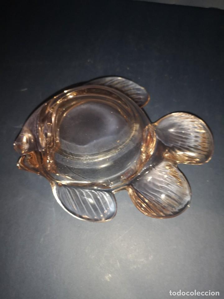 Antig&uuml;edades: Cenicero de cristal - Foto 2