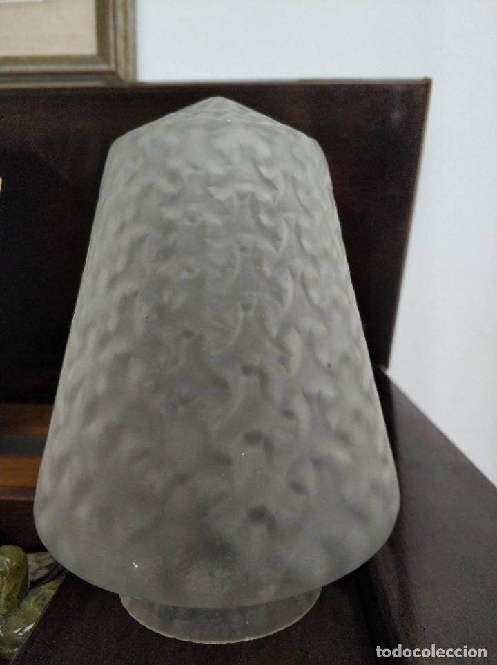 Antig&uuml;edades: Rara tulipa art-d&eacute;co - Foto 1