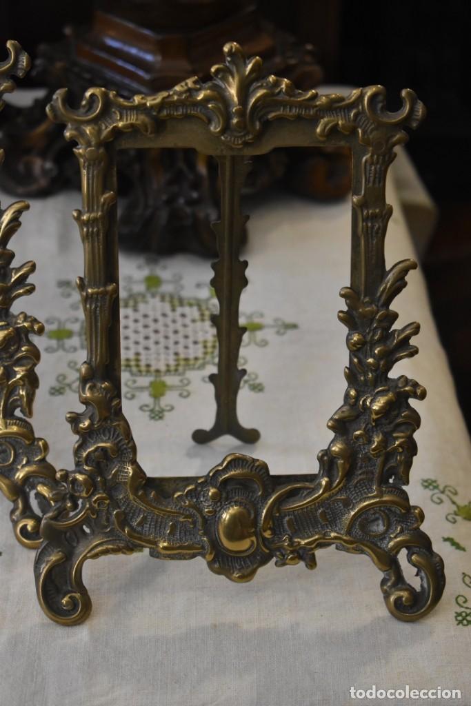 Antig&uuml;edades: PORTAFOTO DE BRONCE - Foto 4