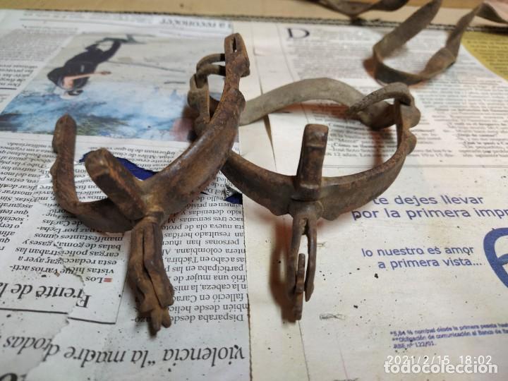 Antig&uuml;edades: Super lote de herrajes de caballo. - Foto 10