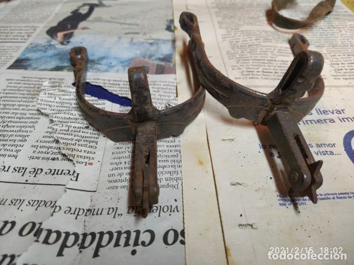 Antig&uuml;edades: Super lote de herrajes de caballo. - Foto 11