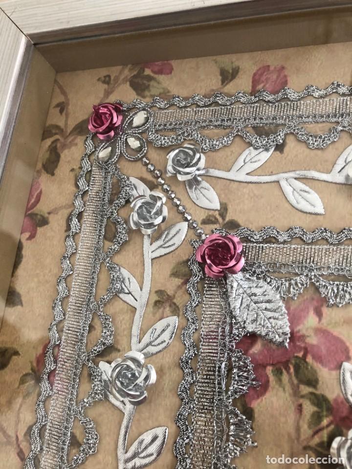 Antig&uuml;edades: CUADRO RELICARIO VIRGEN DEL ROCIO - Foto 4