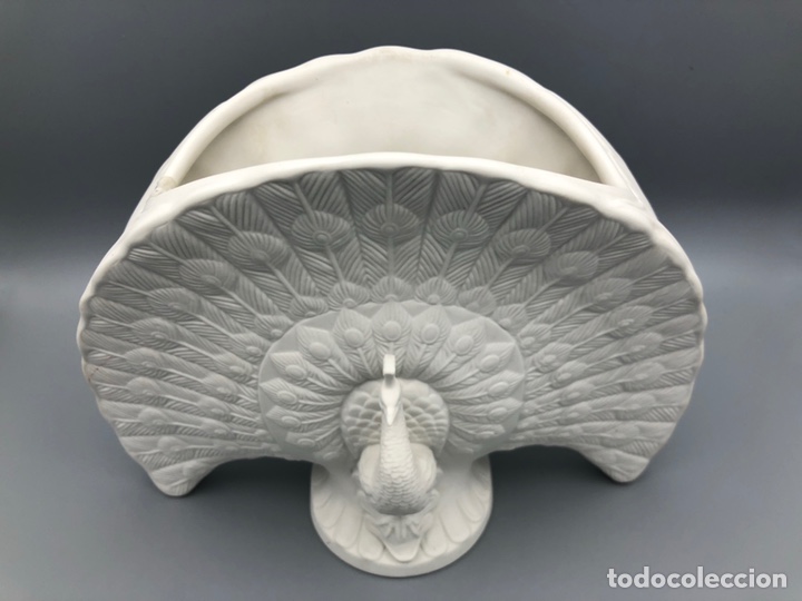 Antig&uuml;edades: REF: 01014767 &ldquo;PAVO REAL BLANCO&rdquo; LLADR&Oacute; - Foto 7
