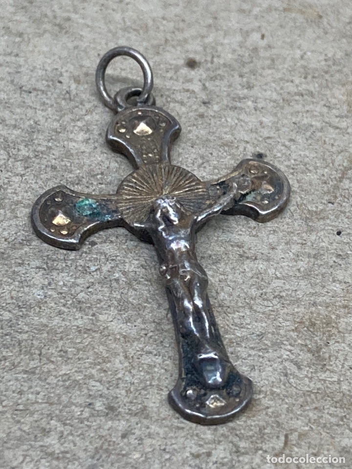Antig&uuml;edades: Cruz de plata - Foto 1