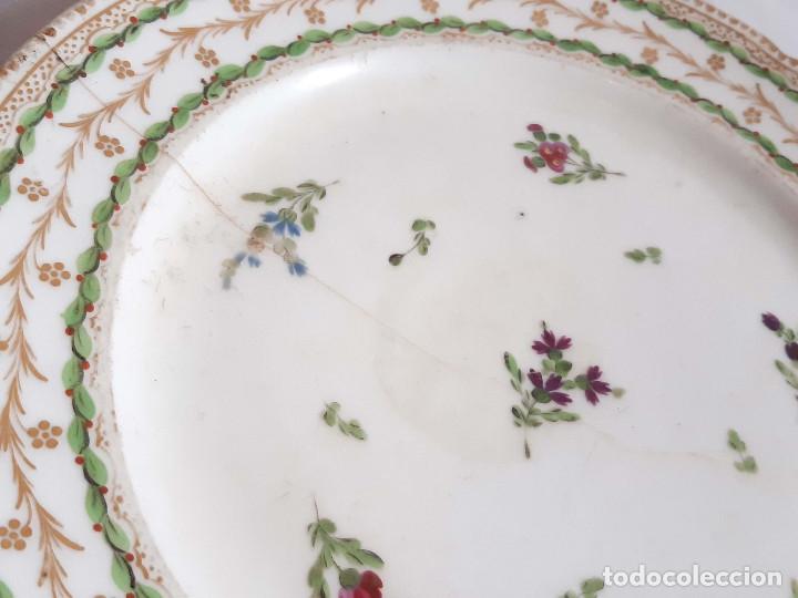 Antig&uuml;edades: Plato de Porcelana. - Foto 2