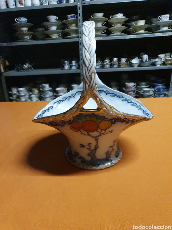 Antig&uuml;edades: Cesto de Porcelana - Foto 1