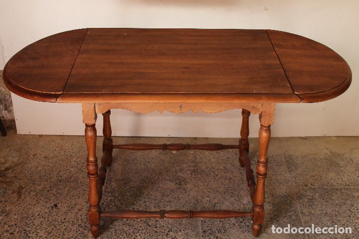 Antig&uuml;edades: mesa de alas antigua - Foto 5
