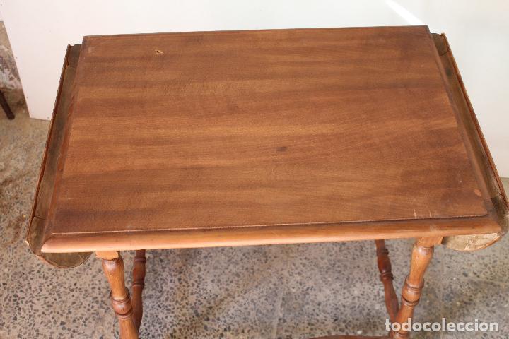 Antig&uuml;edades: mesa de alas antigua - Foto 6