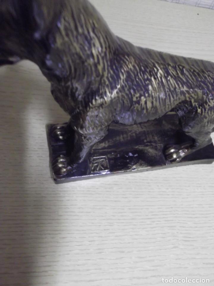 Antig&uuml;edades: Perro de resina.19cm x 175cm - Foto 6