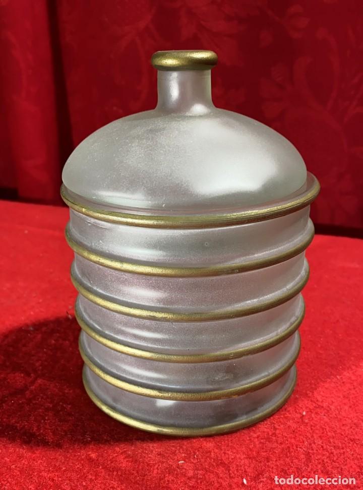 Antig&uuml;edades: CARAMELERO TRANSLUCIDO DE CRISTAL PARA METER CARAMELOS 15 CMS. DE ALTURA X 11 CMS. DE DIAMETRO