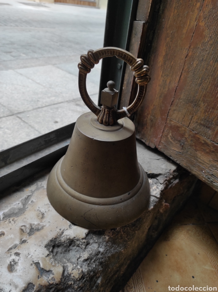 Antig&uuml;edades: Antigua Campana de Bronce - Foto 3