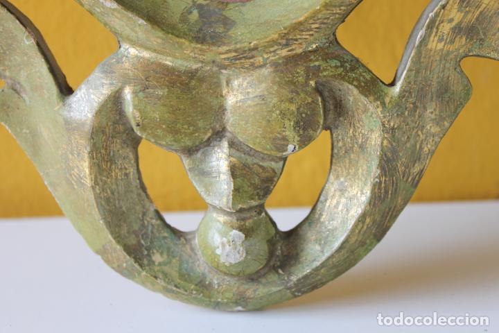 Antig&uuml;edades: CORNUCOPIA CON LAMINA, EN MADERA CON PAN DE ORO, SIGLO XX - Foto 4