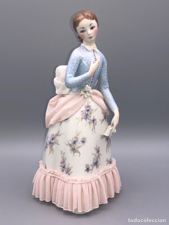 Antig&uuml;edades: REF: 01000109.05 &ldquo;DAMA DE LA CORTE&rdquo; LLADR&Oacute; - Foto 1