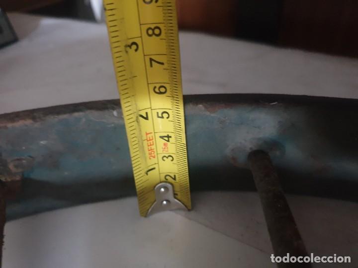 Antig&uuml;edades: RUEDAS DE HIERRO - Foto 11