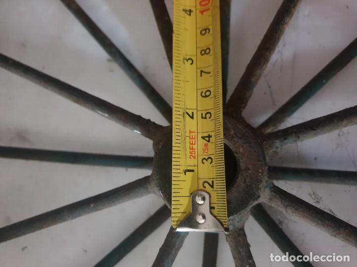 Antig&uuml;edades: RUEDAS DE HIERRO - Foto 12