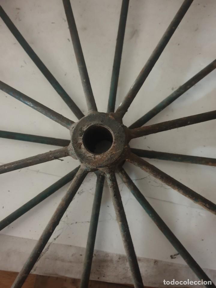 Antig&uuml;edades: RUEDAS DE HIERRO - Foto 13