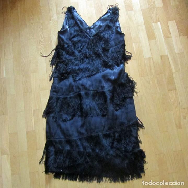 Antig&uuml;edades: Antiguo traje negro con flecos - Foto 1