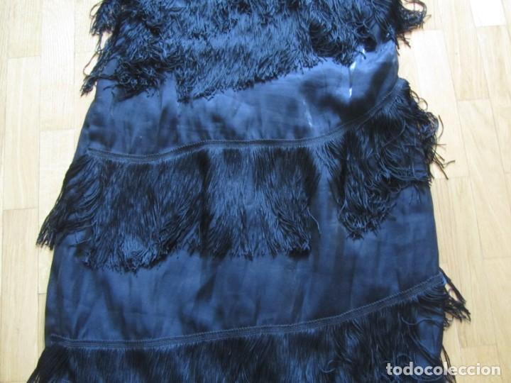 Antig&uuml;edades: Antiguo traje negro con flecos - Foto 5
