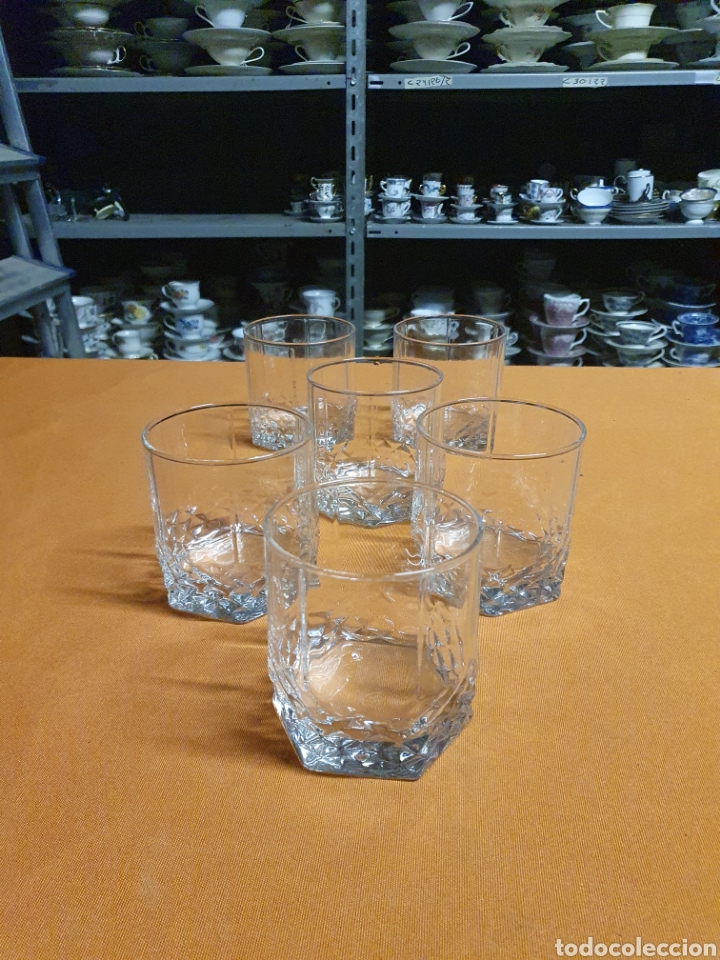 Antig&uuml;edades: Juego de vasos cristsl - Foto 1