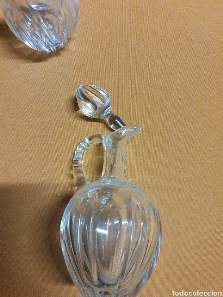 Antig&uuml;edades: Conjunto de vinagrera y aceitera de cristal - Foto 3