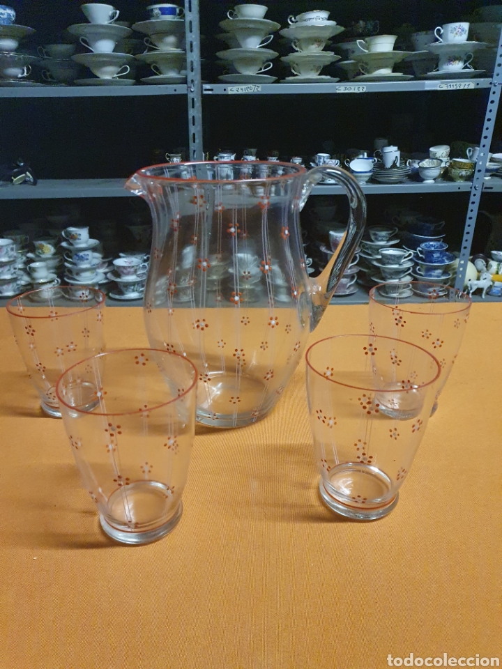 Antig&uuml;edades: Conjunto de jarra y vasos - Foto 1