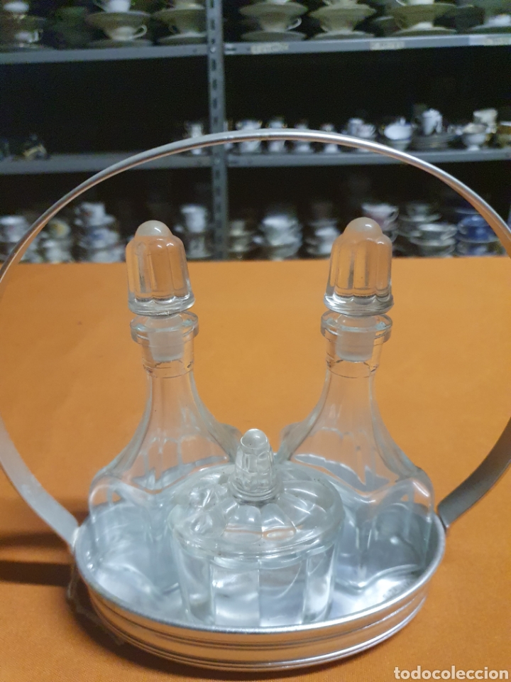 Antig&uuml;edades: Juego de vinagrera y aceitera cristal - Foto 2