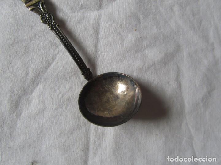Antig&uuml;edades: Cuchara de plata 915 mil&eacute;simas Le&oacute;n - Foto 3