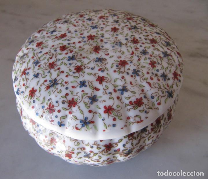 Antig&uuml;edades: caja de porcelana - Foto 1