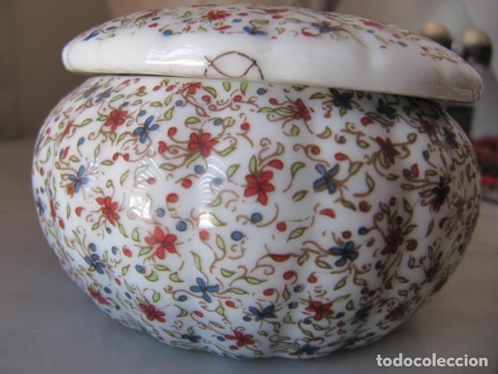 Antig&uuml;edades: caja de porcelana - Foto 2