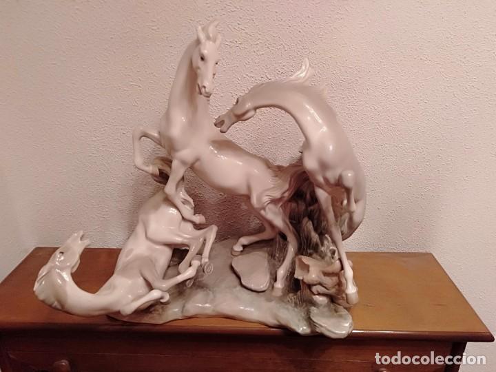 Antig&uuml;edades: Caballos - Foto 1