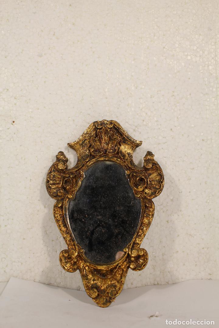 Antig&uuml;edades: espejo de resina dorada - Foto 1