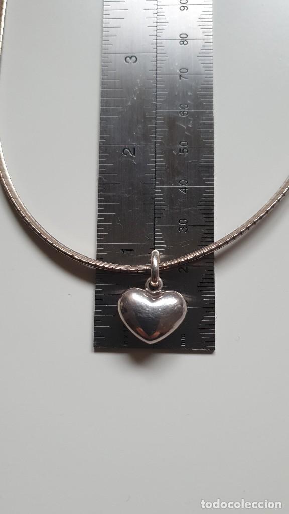 Antig&uuml;edades: Cadena de plata con colgante de corazon - Foto 8