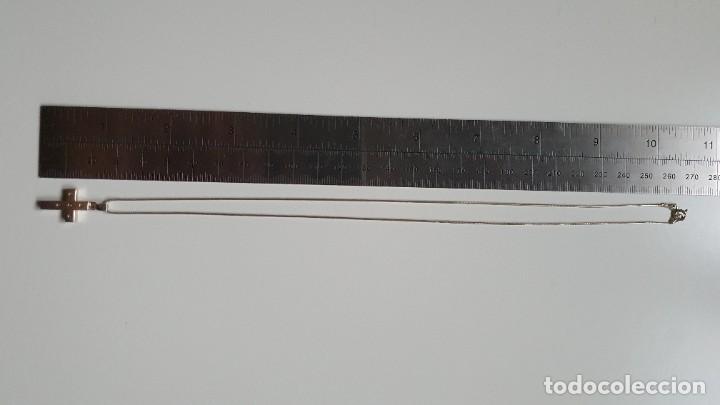 Antig&uuml;edades: Cruz y cadena de plata - Foto 8