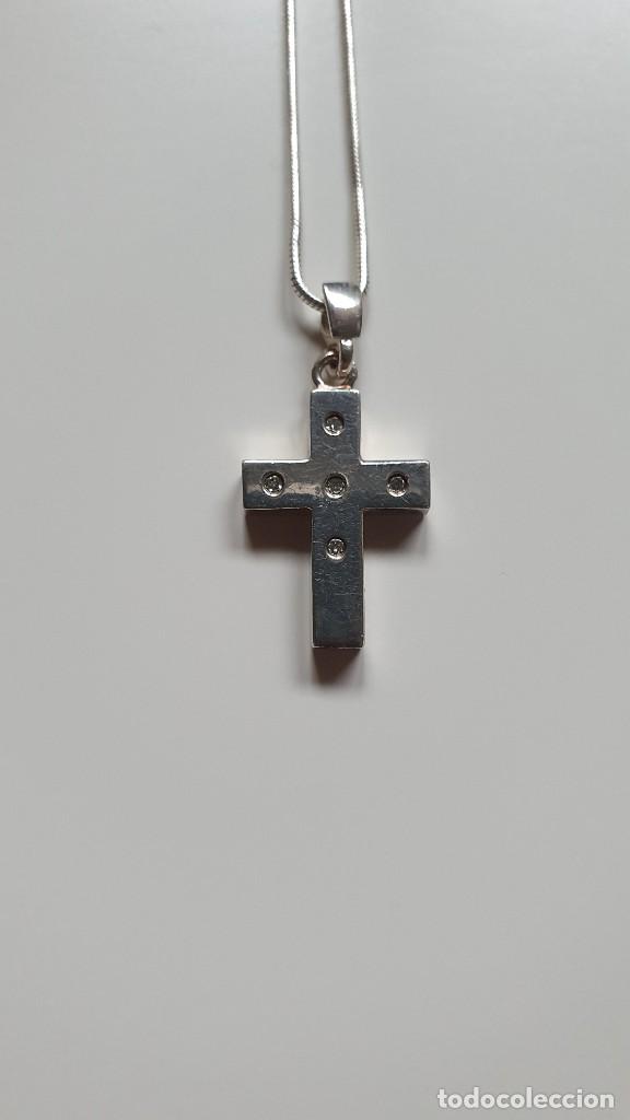 Antig&uuml;edades: Cruz y cadena de plata - Foto 1