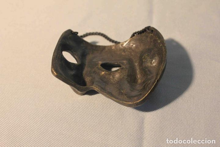 Antig&uuml;edades: MASCARA DOBLE EN BRONCE - Foto 2