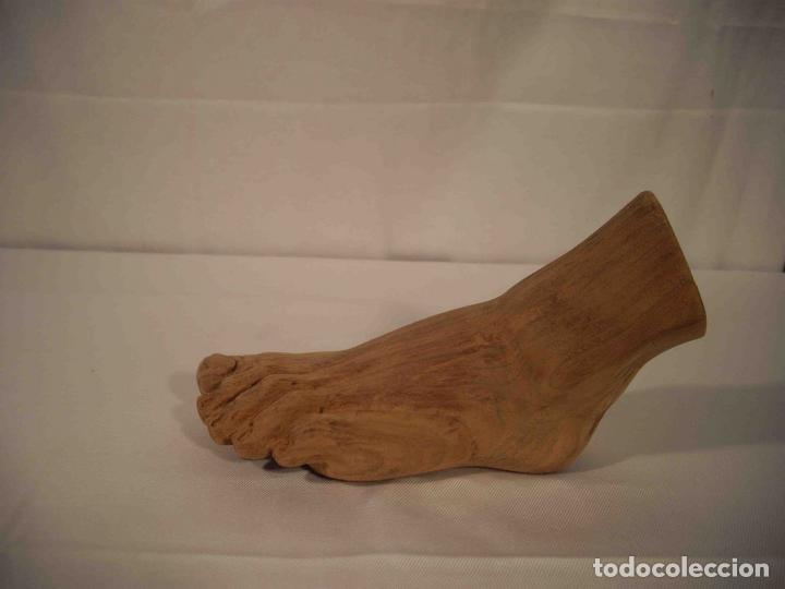 Antig&uuml;edades: FIGURA TALLA PIE IZQUIERDO - Foto 2