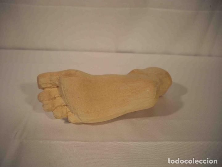 Antig&uuml;edades: FIGURA TALLA PIE DERECHO - Foto 6