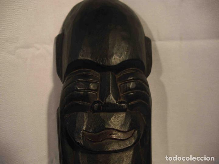 Antig&uuml;edades: FIGURA MASCARA MADERA VERDE - Foto 2