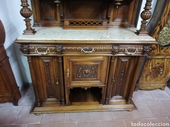 Antig&uuml;edades: Aparador nogal restaurado - Foto 2