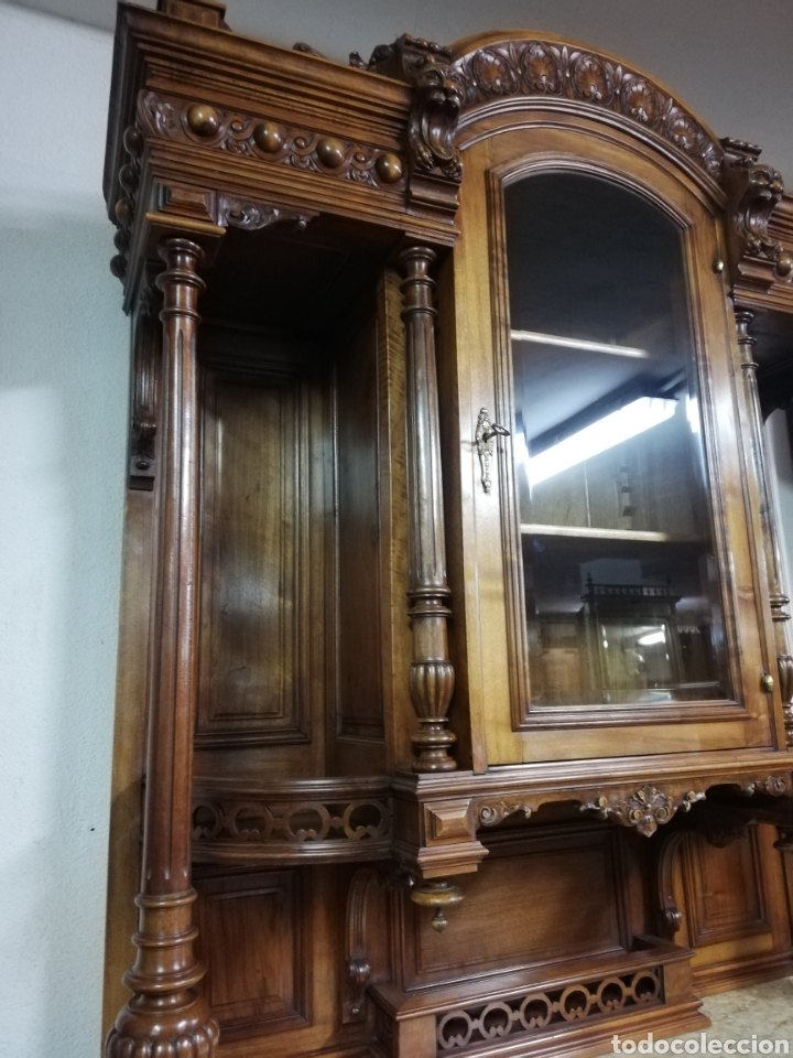 Antig&uuml;edades: Aparador nogal restaurado - Foto 6